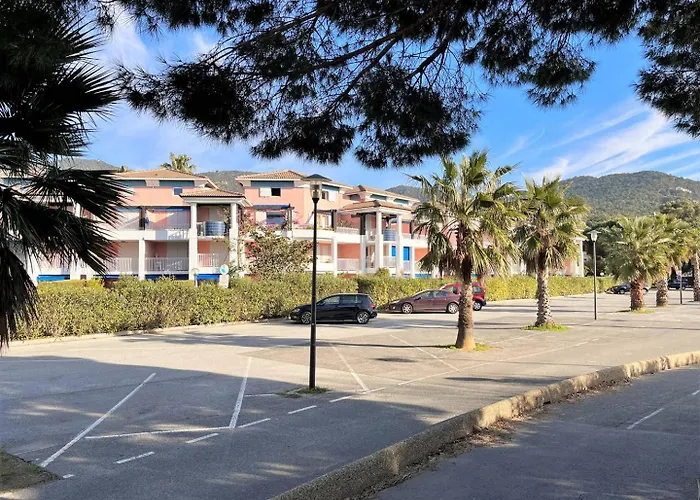 Ce030-e109 T2 6 Couchages Cavaliere * Le Lavandou